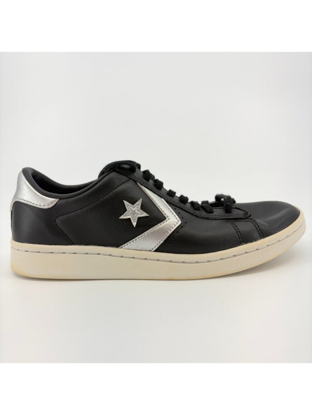 Converse One Star Pro OX Womens Size 6.5 Black Athletic Leather Shoes Sneakers